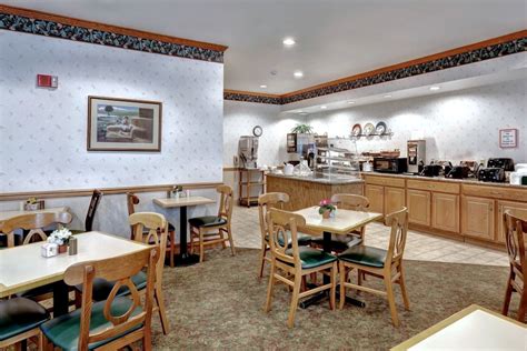 lancaster inn and suites manheim pa 17545